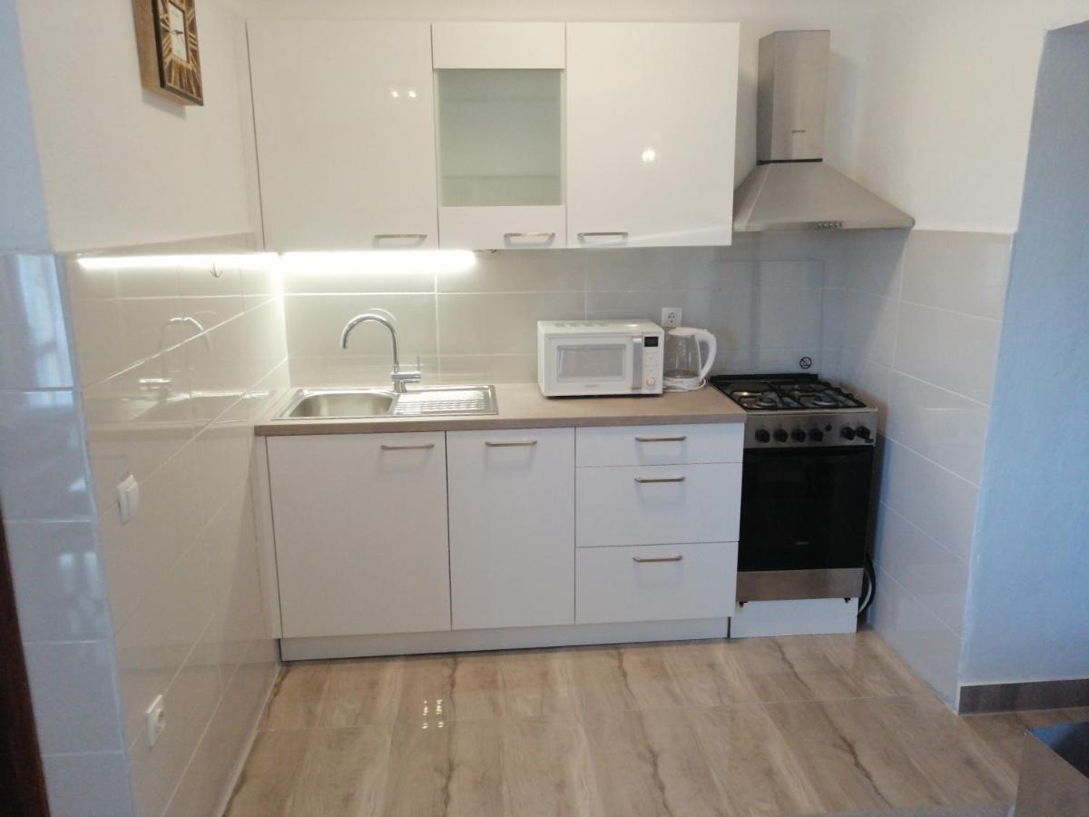 Seaview Holiday Apartments, Ventura Nin Esterno foto