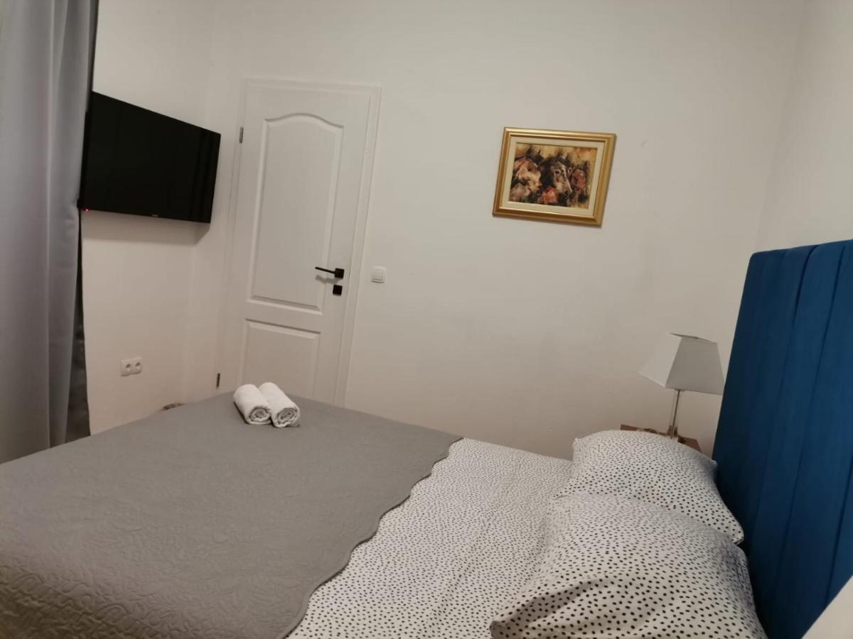Seaview Holiday Apartments, Ventura Nin Esterno foto