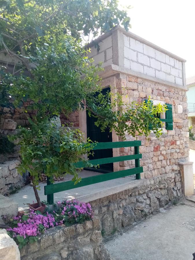 Seaview Holiday Apartments, Ventura Nin Esterno foto