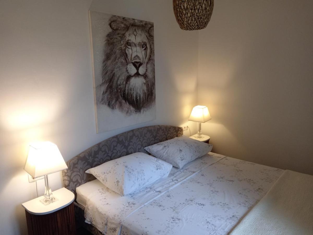 Seaview Holiday Apartments, Ventura Nin Esterno foto