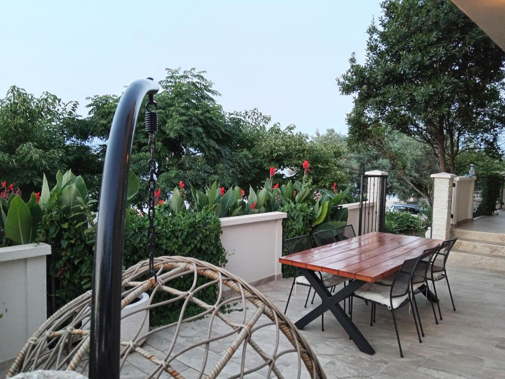 Seaview Holiday Apartments, Ventura Nin Esterno foto