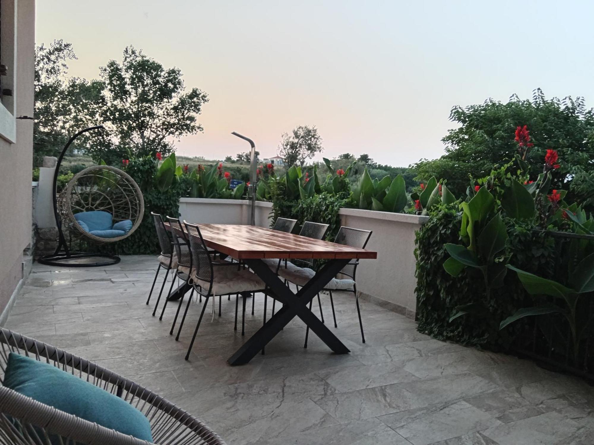 Seaview Holiday Apartments, Ventura Nin Esterno foto