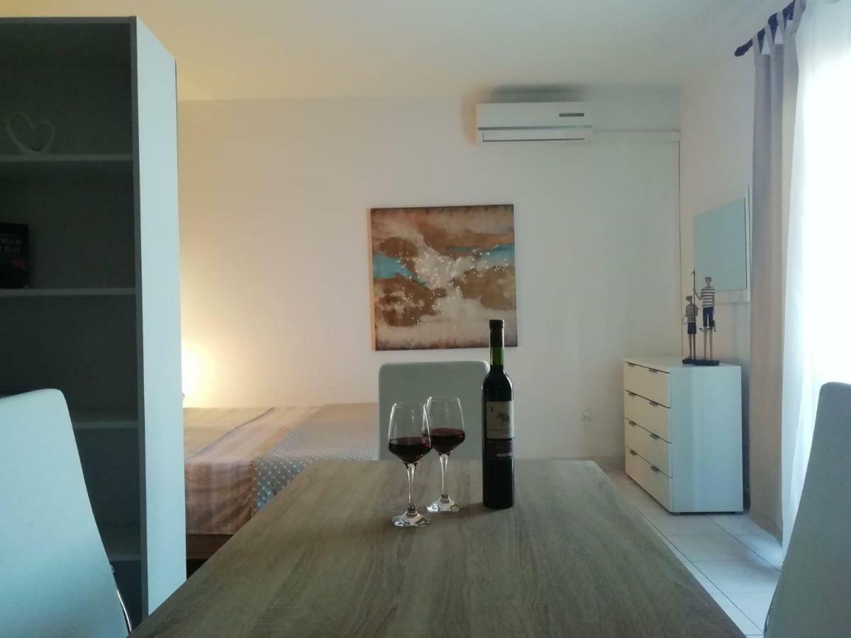 Seaview Holiday Apartments, Ventura Nin Esterno foto